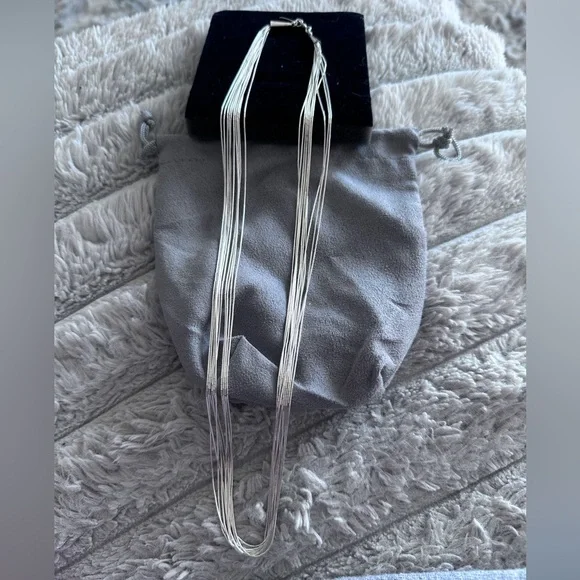 Liquid Silver 10 strand Running Bear silver Necklace - Picture 4 of 9